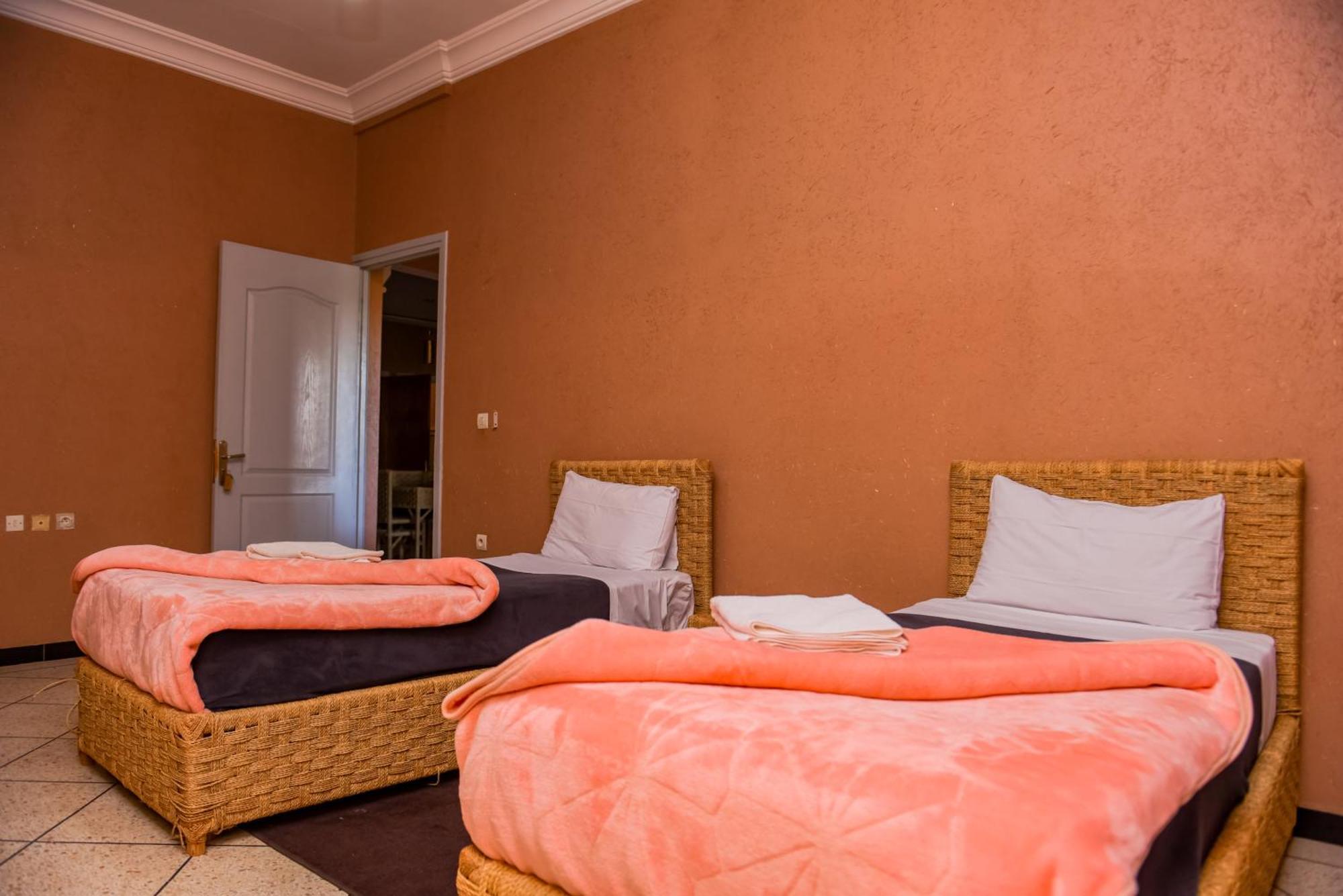 Appartement Afgo วาร์ซาเซต ภายนอก รูปภาพ
