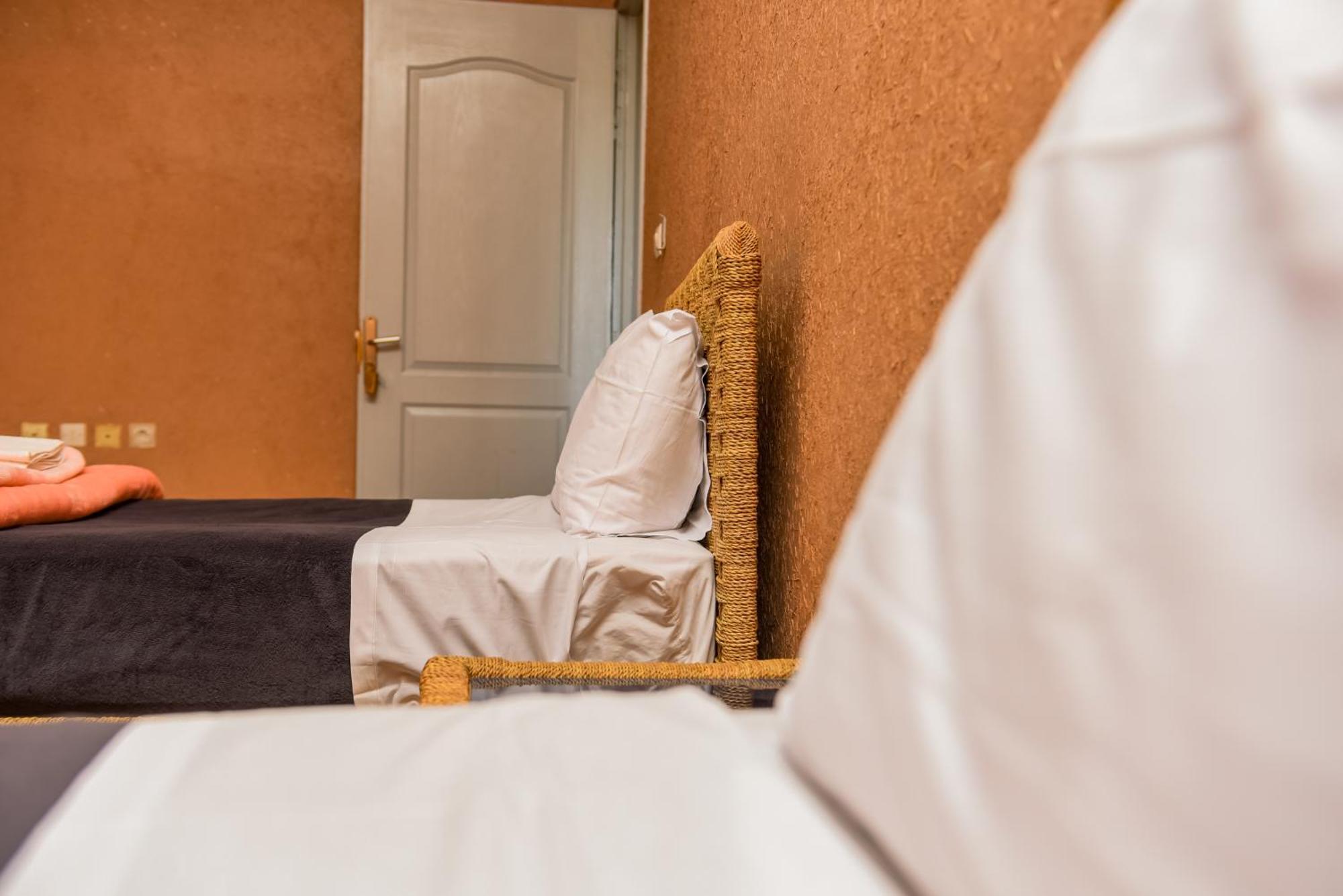 Appartement Afgo วาร์ซาเซต ภายนอก รูปภาพ